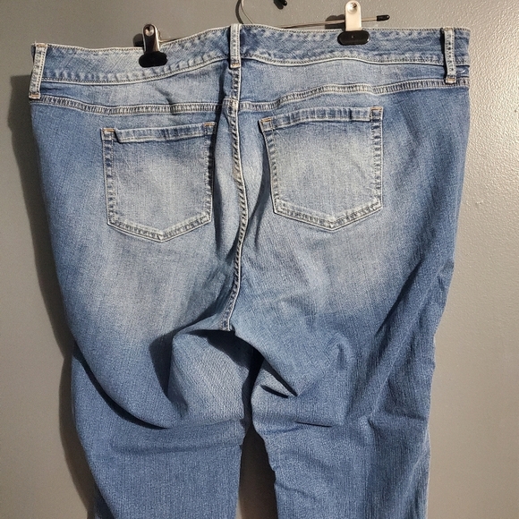 Torrid Womens Jeans Medium Wash Size 22 - Picture 4 of 6